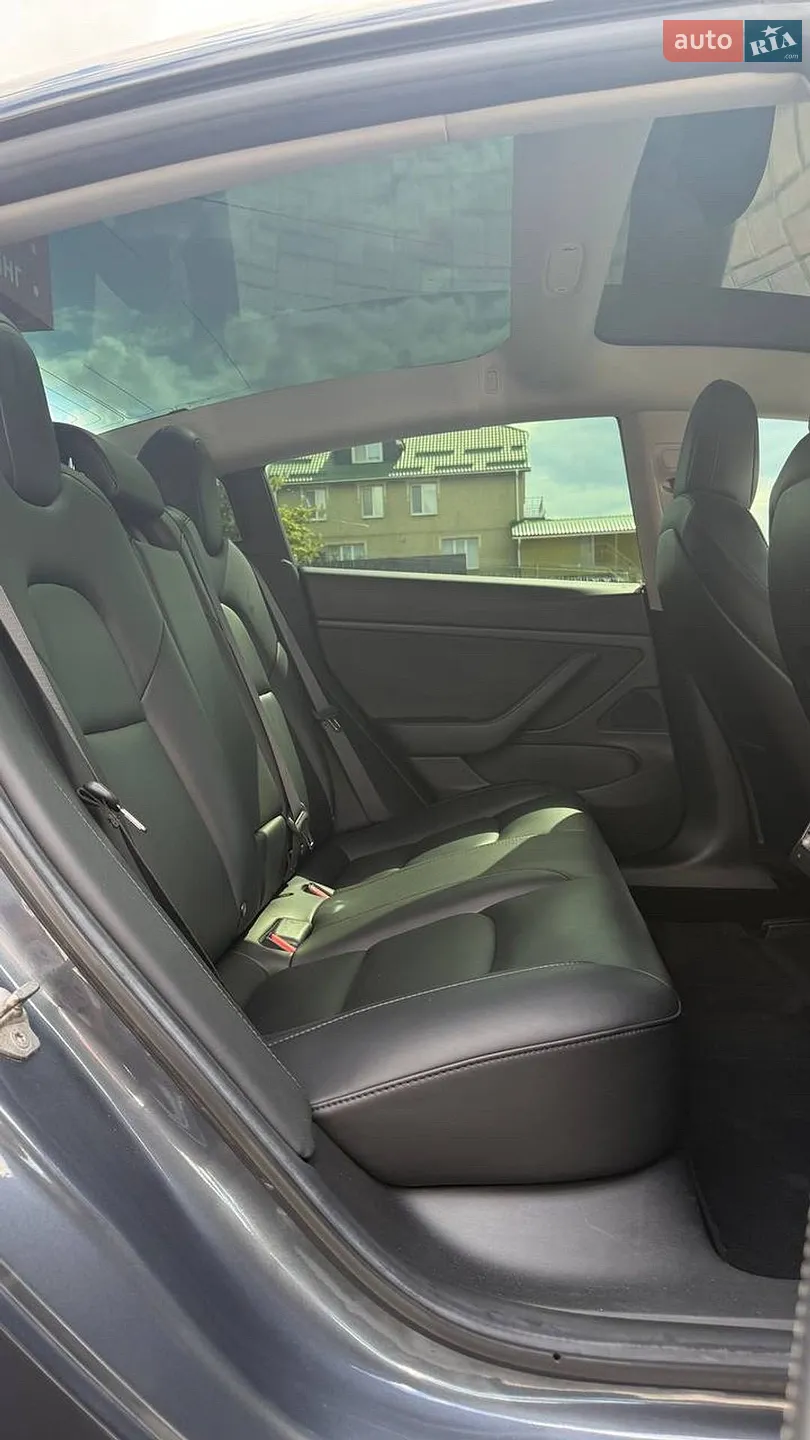 2019 Tesla Model 3 - мініатюра 8