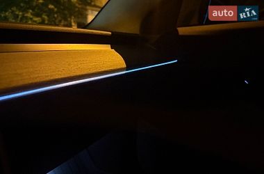 Седан Tesla Model 3 2021 в Дніпрі