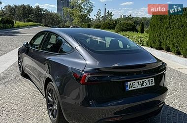 Седан Tesla Model 3 2025 в Днепре