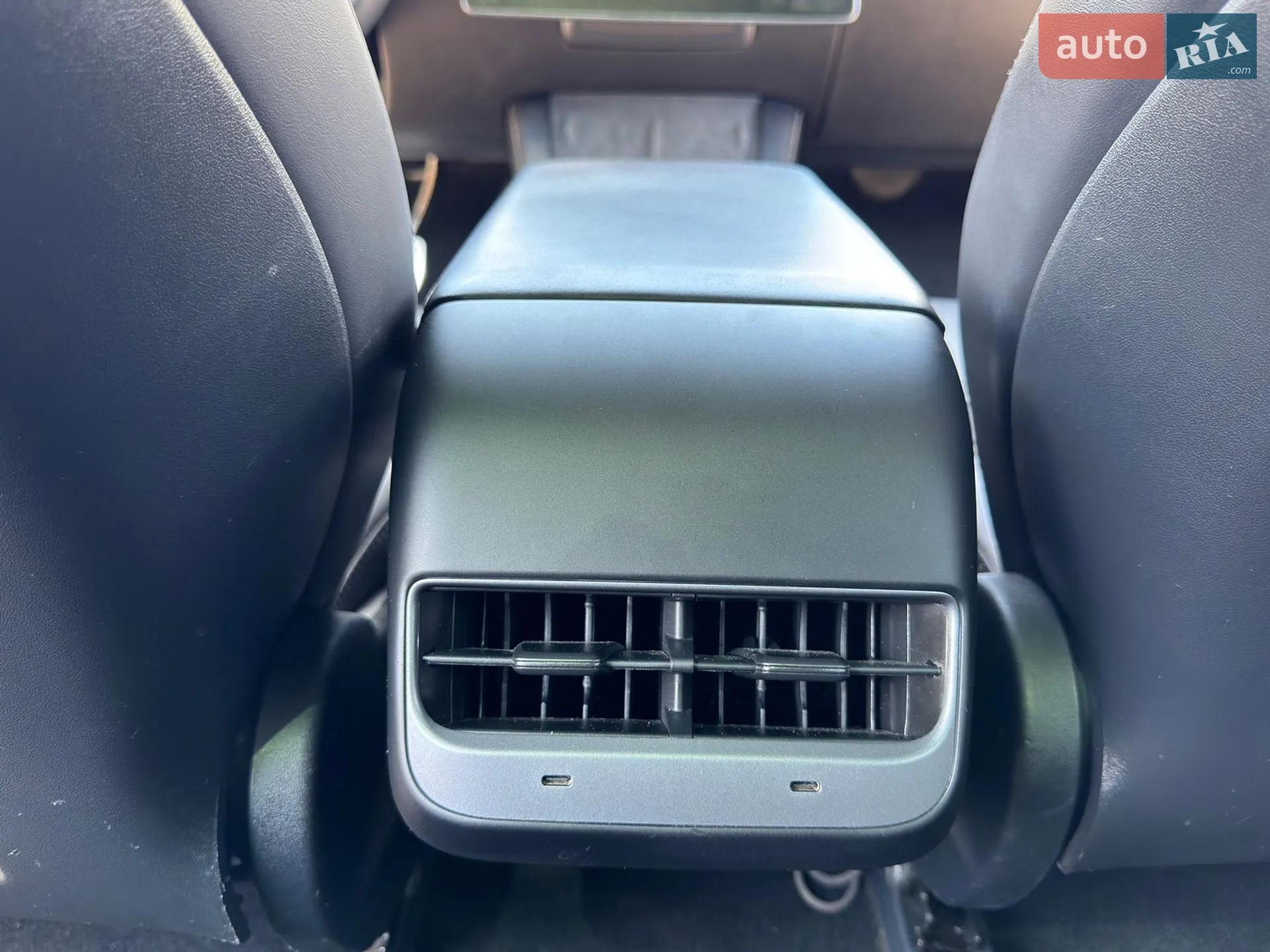 2022 Tesla Model 3 - мініатюра 29