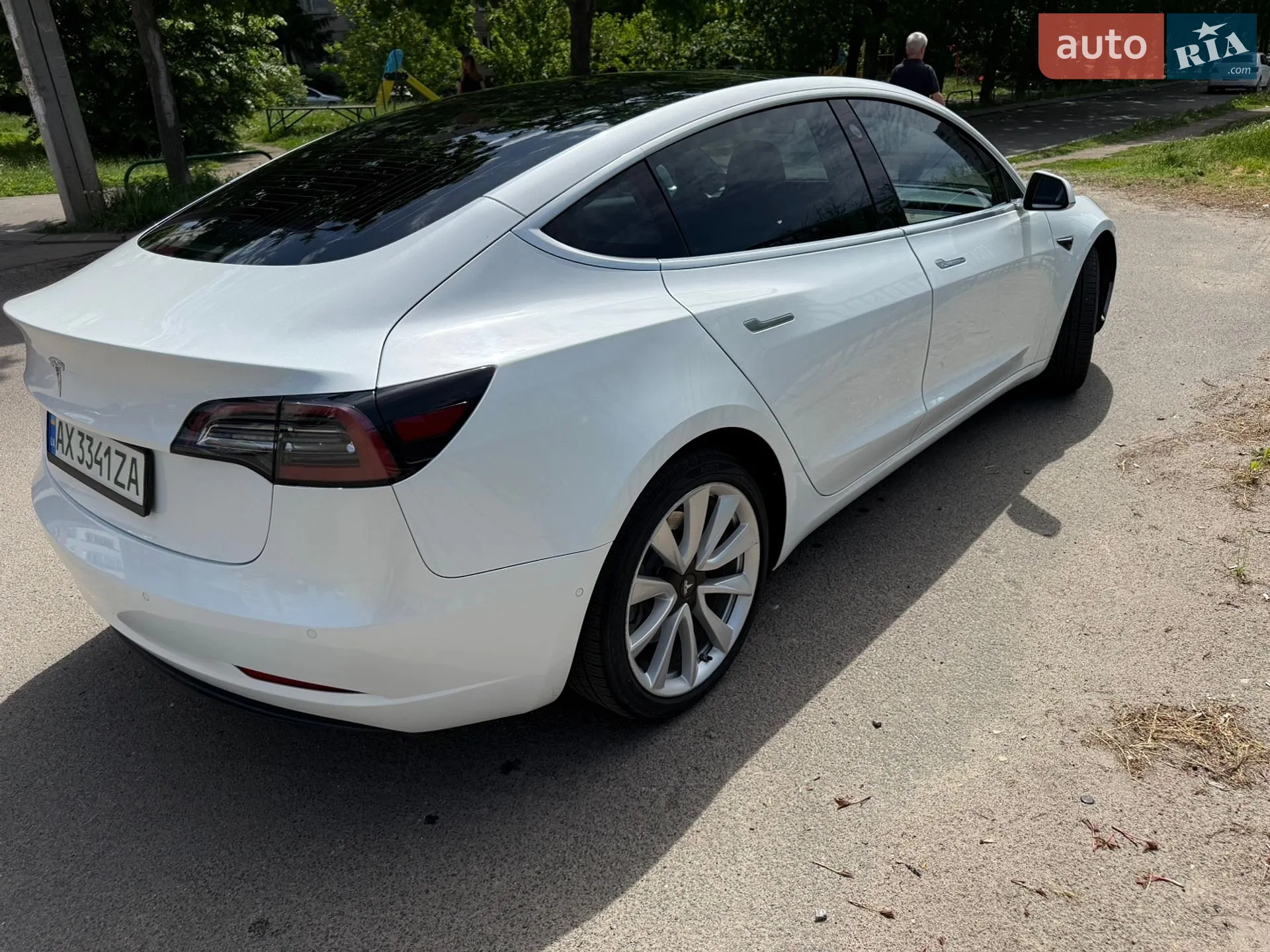 2019 Tesla Model 3 - мініатюра 3