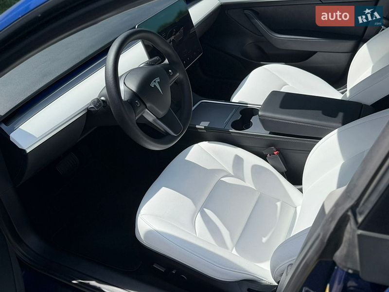 Седан Tesla Model 3 2022 в Луцьку фото 7 Седан Tesla Model 3 2022 в Луцьку