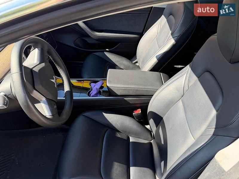 Седан Tesla Model 3 2020 в Харькове