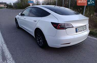 Седан Tesla Model 3 2021 в Луцке