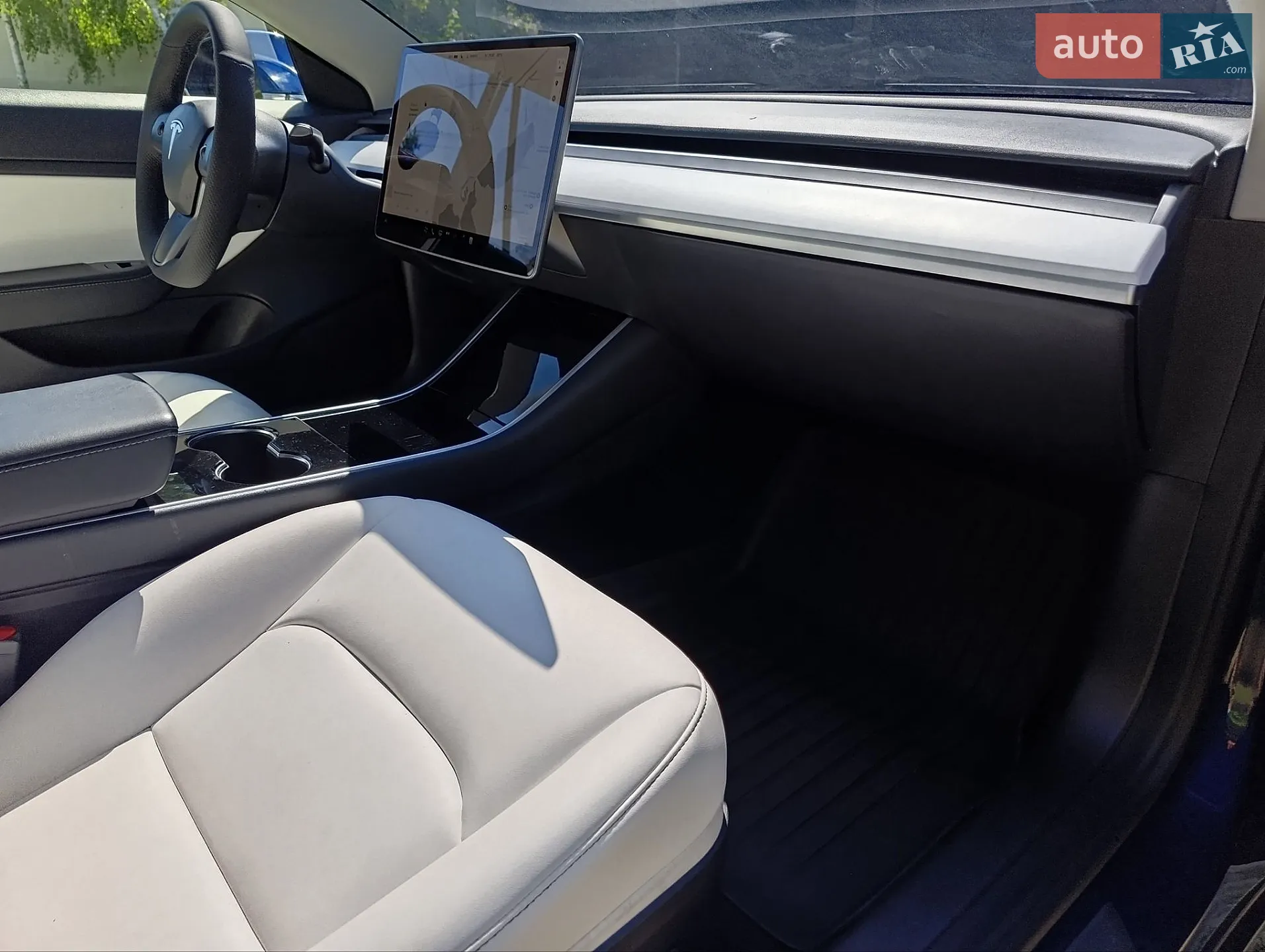 2020 Tesla Model 3 - мініатюра 25