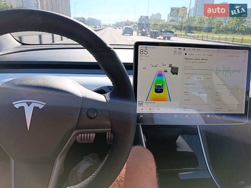 Седан Tesla Model 3 2020 в Киеве