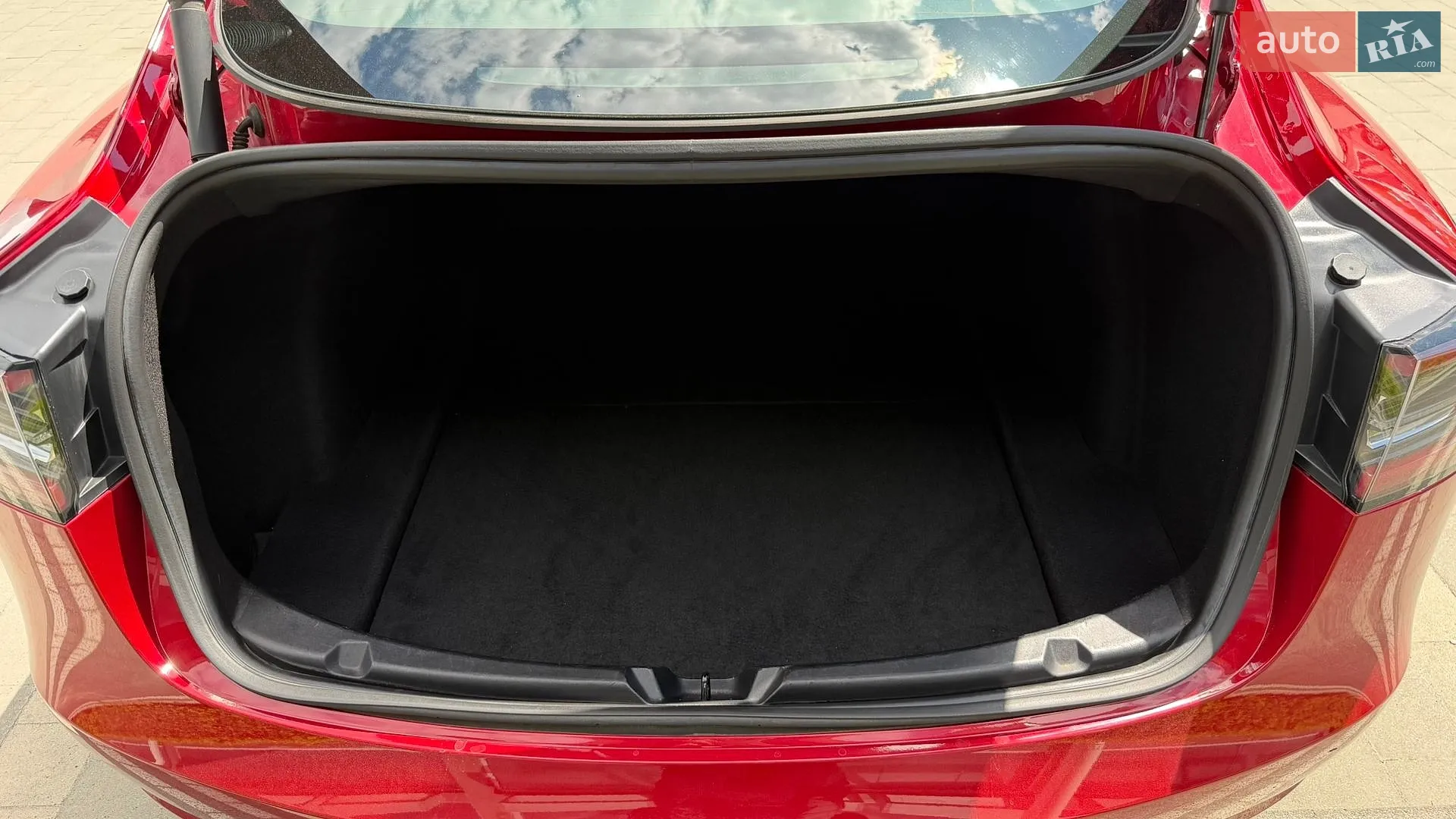 2022 Tesla Model 3 - мініатюра 10
