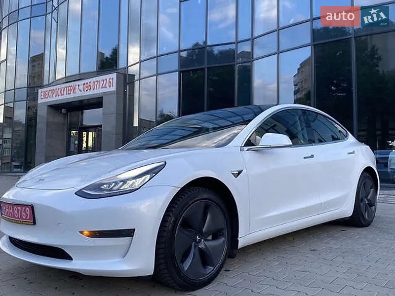Tesla Model 3