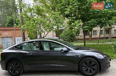 Седан Tesla Model 3 2025 в Житомирі