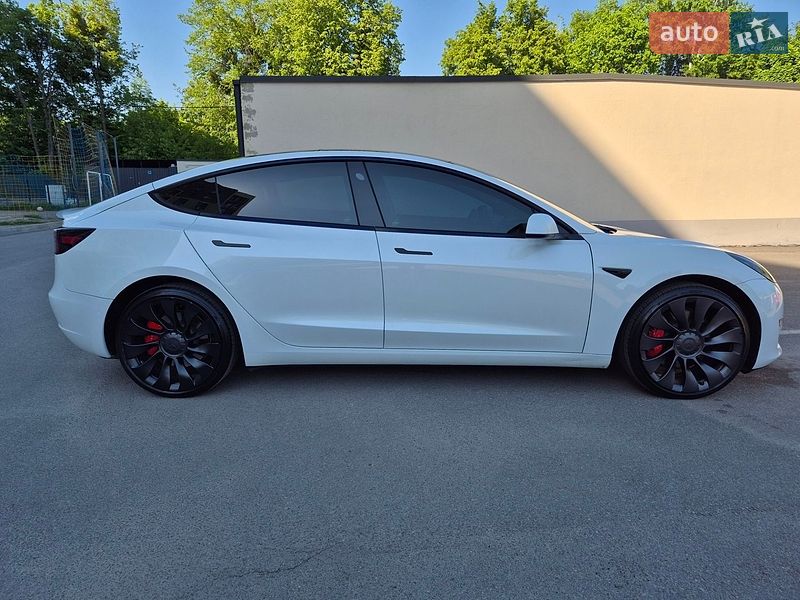 Седан Tesla Model 3 2022 в Виннице фото 24 Седан Tesla Model 3 2022 в Виннице