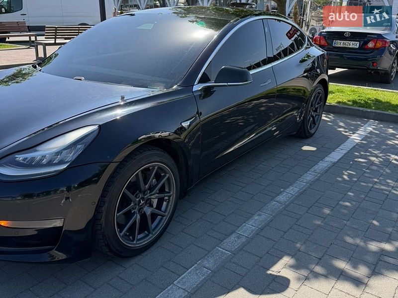 Седан Tesla Model 3 2018 в Хмельницком фото 8 Седан Tesla Model 3 2018 в Хмельницком