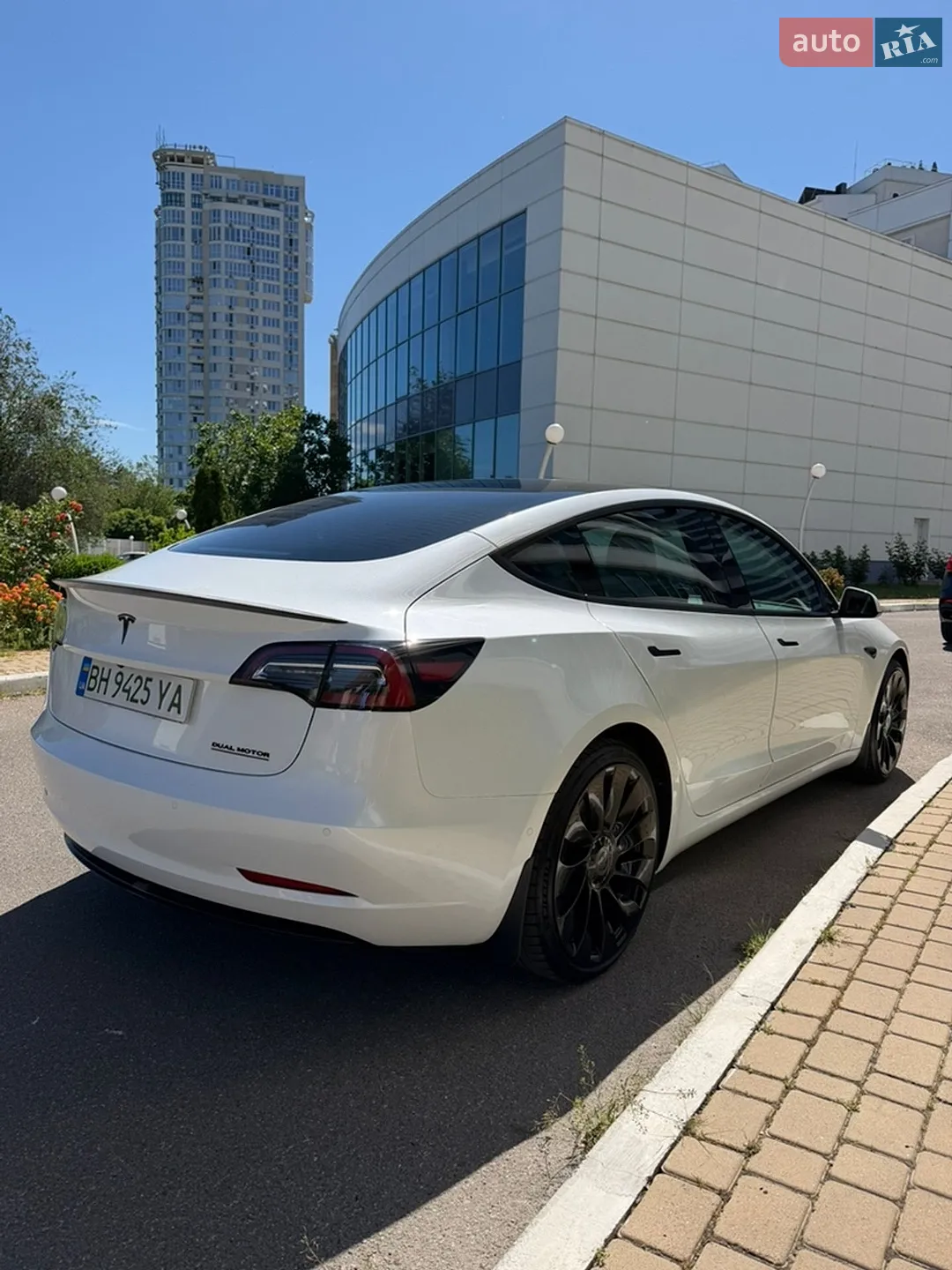 2022 Tesla Model 3 - мініатюра 12