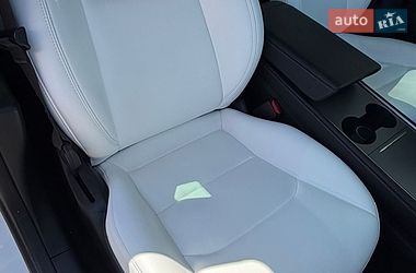 Седан Tesla Model 3 2022 в Одессе