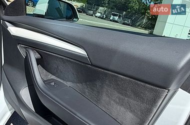 Седан Tesla Model 3 2022 в Одессе