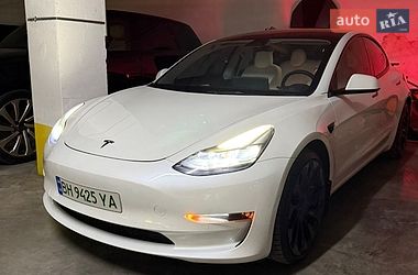 Седан Tesla Model 3 2022 в Одессе