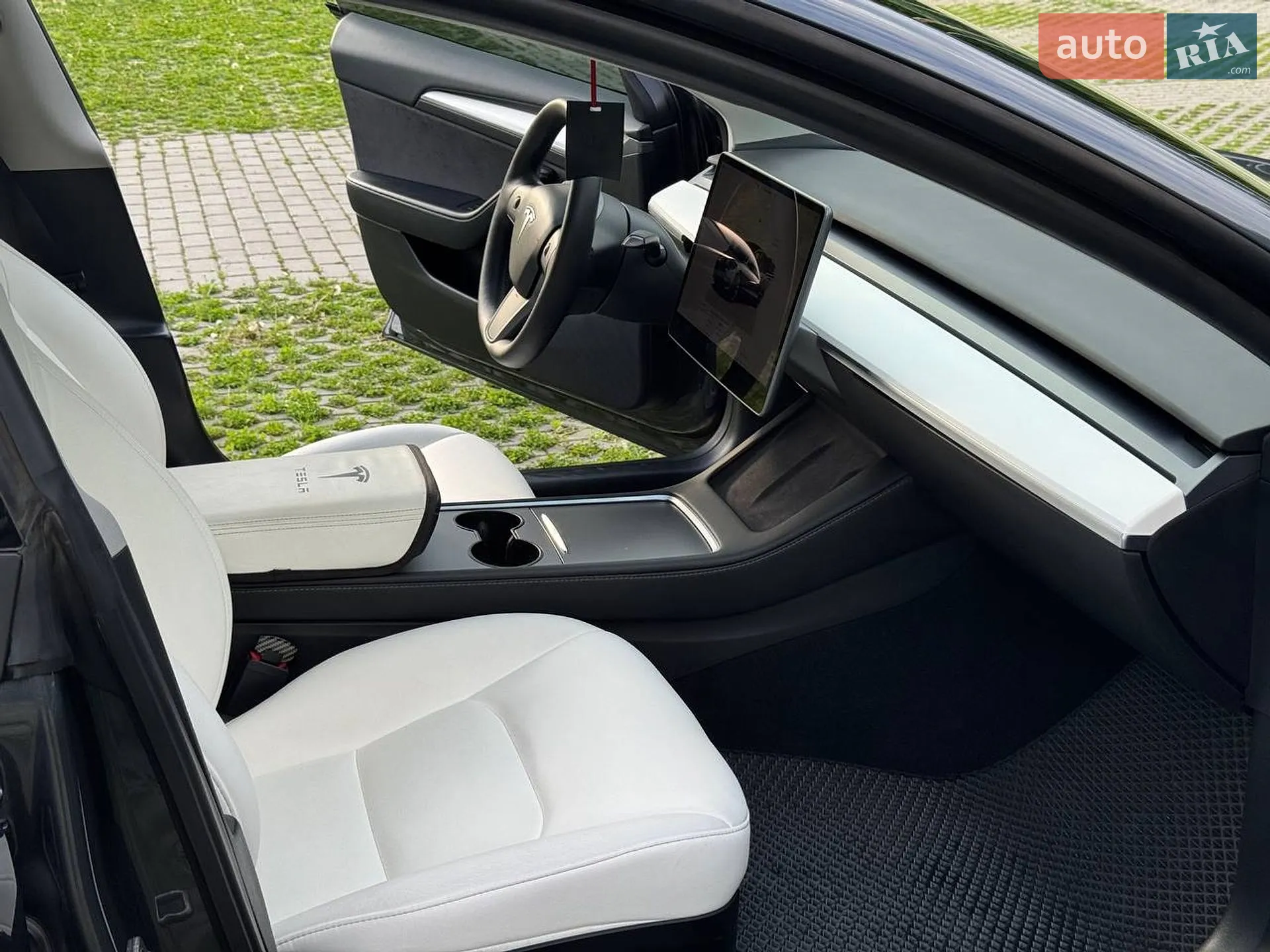 2022 Tesla Model 3 - мініатюра 21