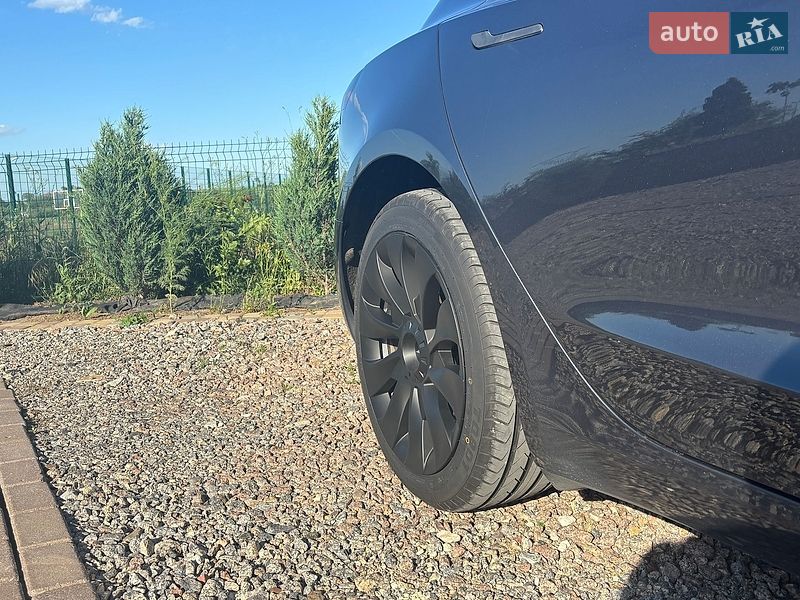 Седан Tesla Model 3 2018 в Одесі