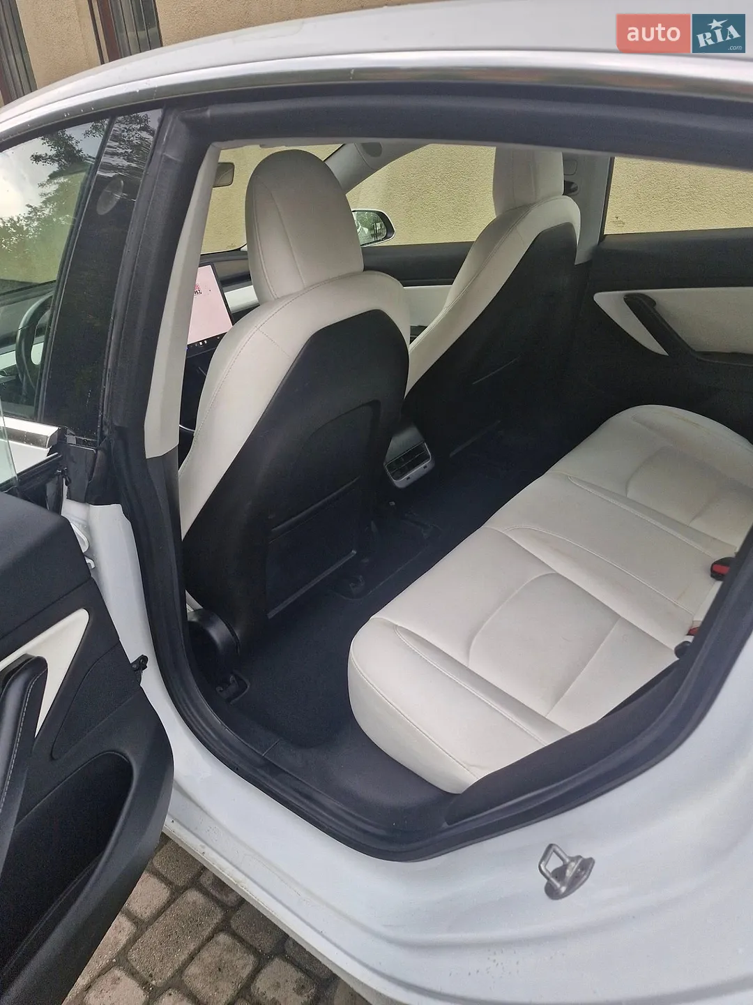 2018 Tesla Model 3 - мініатюра 18