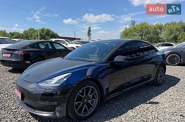 Седан Tesla Model 3 2020 в Луцьку