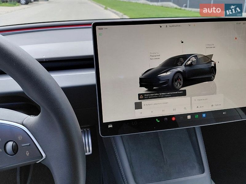 Седан Tesla Model 3 2024 в Києві
