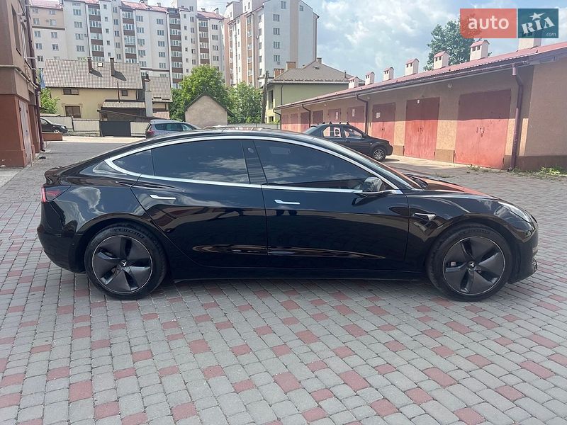 Седан Tesla Model 3 2018 в Ивано-Франковске фото 9 Седан Tesla Model 3 2018 в Ивано-Франковске