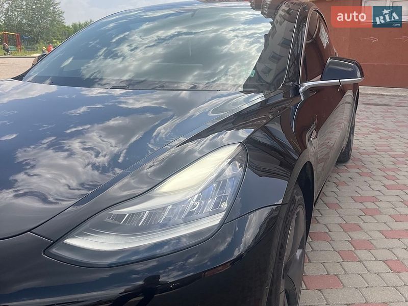 Седан Tesla Model 3 2018 в Ивано-Франковске фото 20 Седан Tesla Model 3 2018 в Ивано-Франковске
