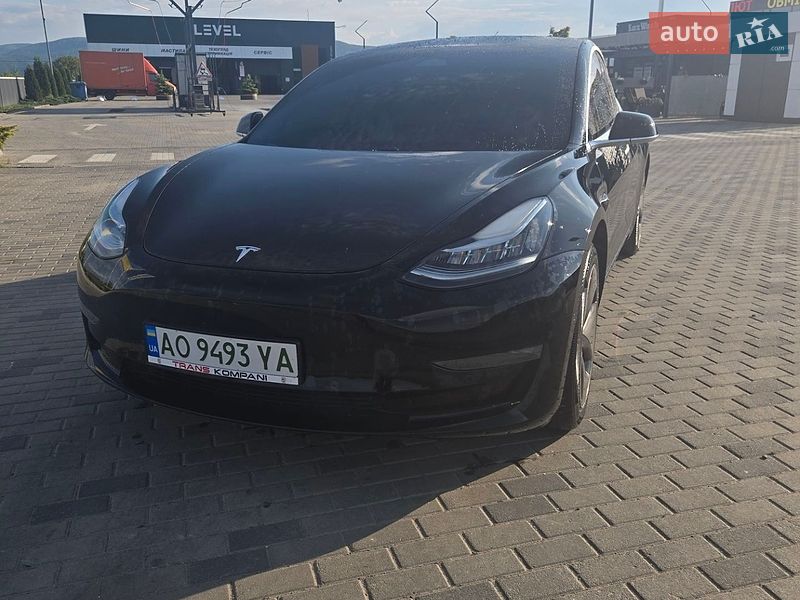 Седан Tesla Model 3 2019 в Хусте