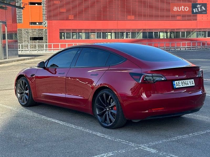 Седан Tesla Model 3 2019 в Днепре