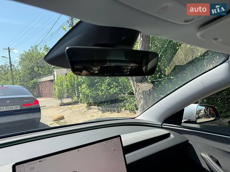 Седан Tesla Model 3 2025 в Одессе
