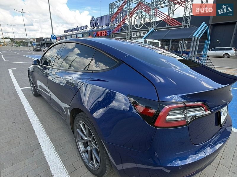 Седан Tesla Model 3 2022 в Первомайську фото 4 Седан Tesla Model 3 2022 в Первомайську