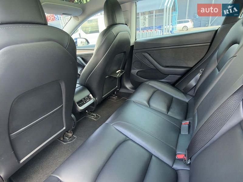 Седан Tesla Model 3 2022 в Первомайську фото 18 Седан Tesla Model 3 2022 в Первомайську