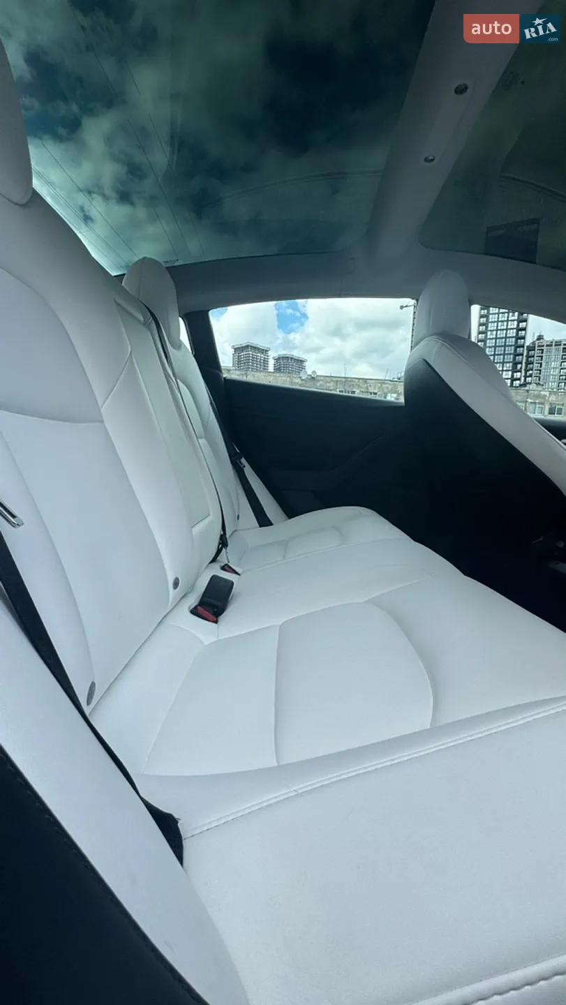 2022 Tesla Model 3 - мініатюра 16