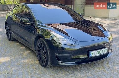 Седан Tesla Model 3 2022 в Києві