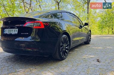 Седан Tesla Model 3 2022 в Києві