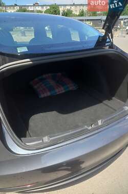 Седан Tesla Model 3 2018 в Полтаві