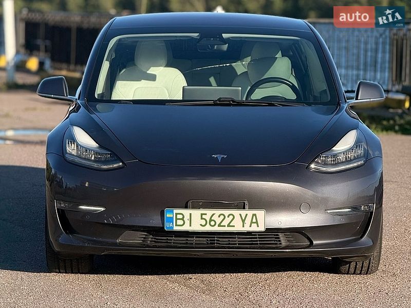 Седан Tesla Model 3 2018 в Кременчуге