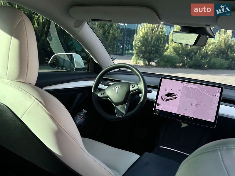 Седан Tesla Model 3 2021 в Хмельницькому