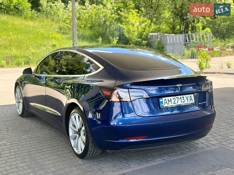 Седан Tesla Model 3 2019 в Житомире