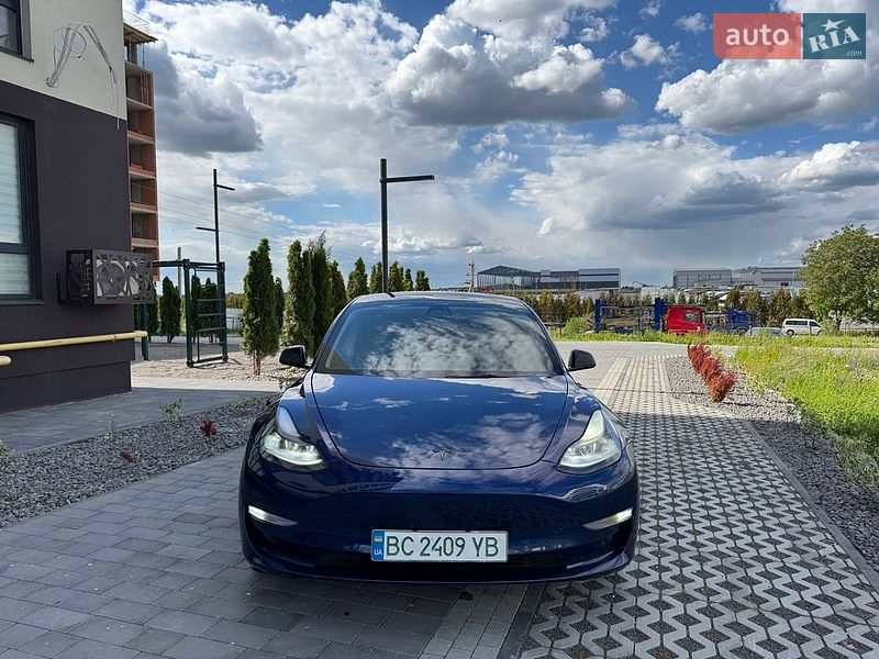 Седан Tesla Model 3 2022 в Львове фото 36 Седан Tesla Model 3 2022 в Львове