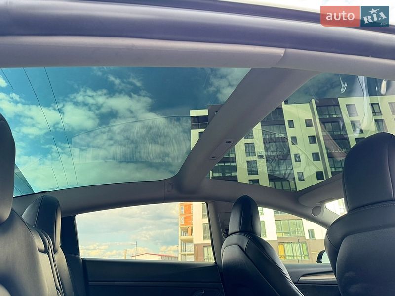 Седан Tesla Model 3 2022 в Львове фото 58 Седан Tesla Model 3 2022 в Львове