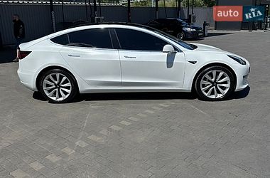 Седан Tesla Model 3 2019 в Києві