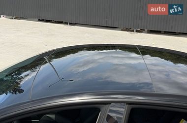 Седан Tesla Model 3 2023 в Ровно