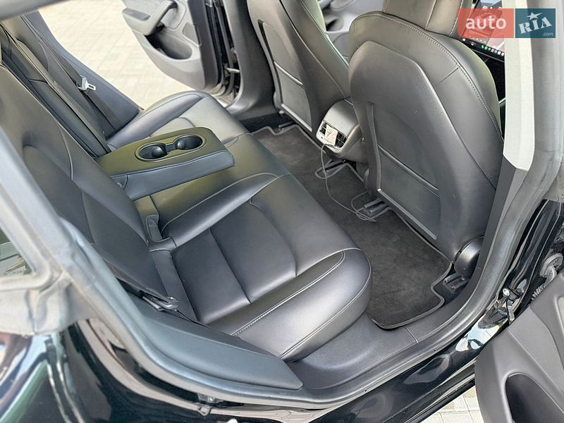 Седан Tesla Model 3 2019 в Днепре фото 23 Седан Tesla Model 3 2019 в Днепре