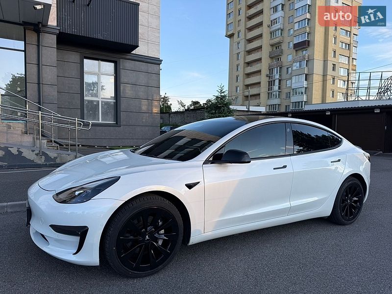 Седан Tesla Model 3 2022 в Харкові фото Седан Tesla Model 3 2022 в Харкові
