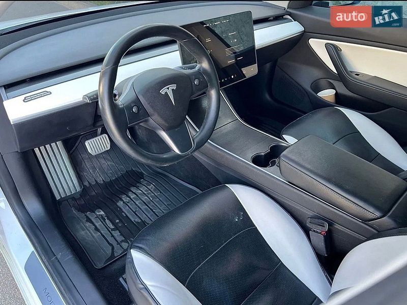 Седан Tesla Model 3 2019 в Києві фото 9 Седан Tesla Model 3 2019 в Києві