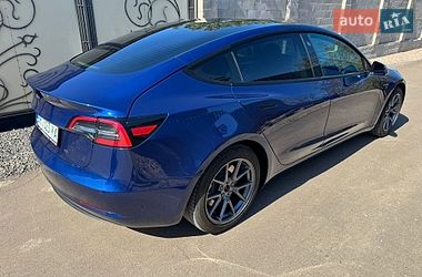 Седан Tesla Model 3 2021 в Одесі