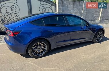 Седан Tesla Model 3 2021 в Одесі