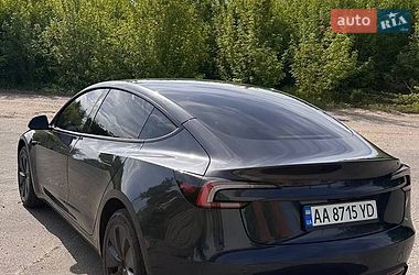 Седан Tesla Model 3 2025 в Харкові