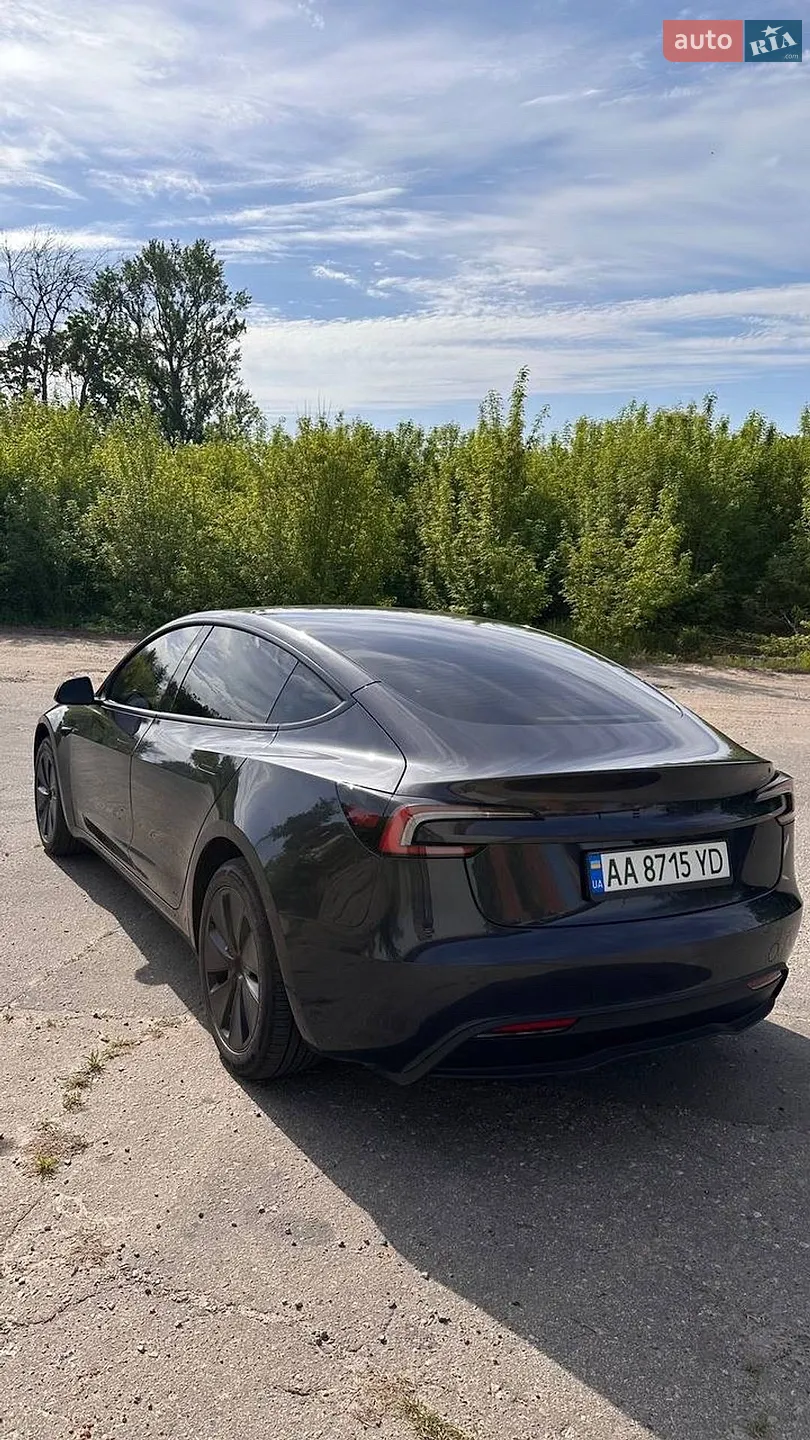 2025 Tesla Model 3 - мініатюра 7