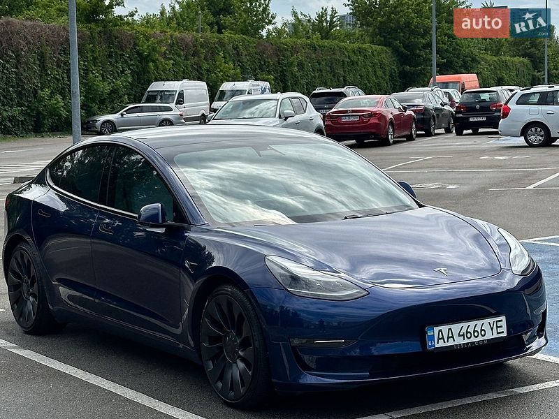 Седан Tesla Model 3 2021 в Киеве фото 3 Седан Tesla Model 3 2021 в Киеве